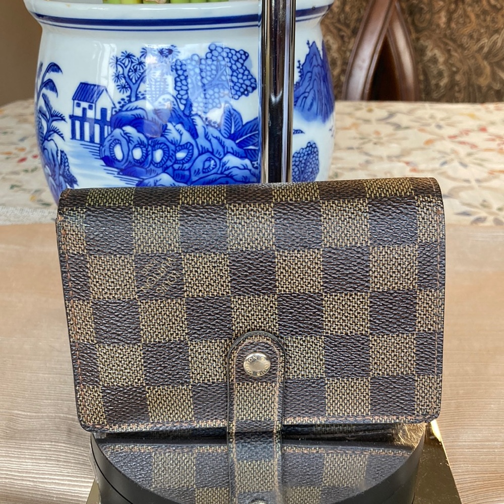 Louis Vuitton Damier Ebene kiss lock Wallet. Pre-Owned